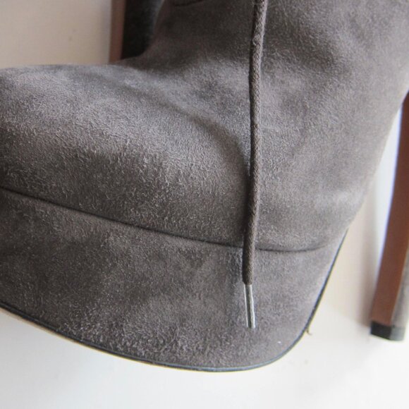 ALAIA PARIS BEAU GRAY SUEDE LACE UP PLATFORM ANKLE BOOTS HEELS - Picture 5 of 9